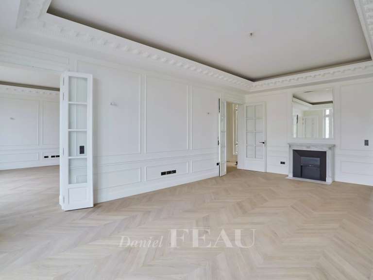 Appartement Paris 16e - 4 chambres - 286m²