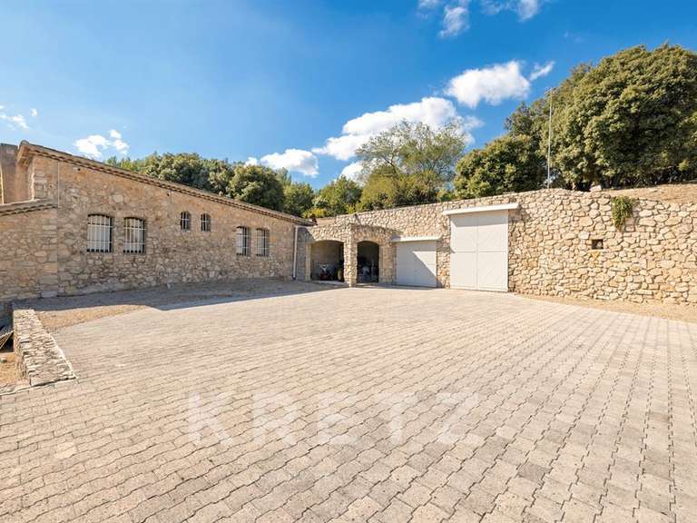 Maison Claviers - 9 chambres - 382m²