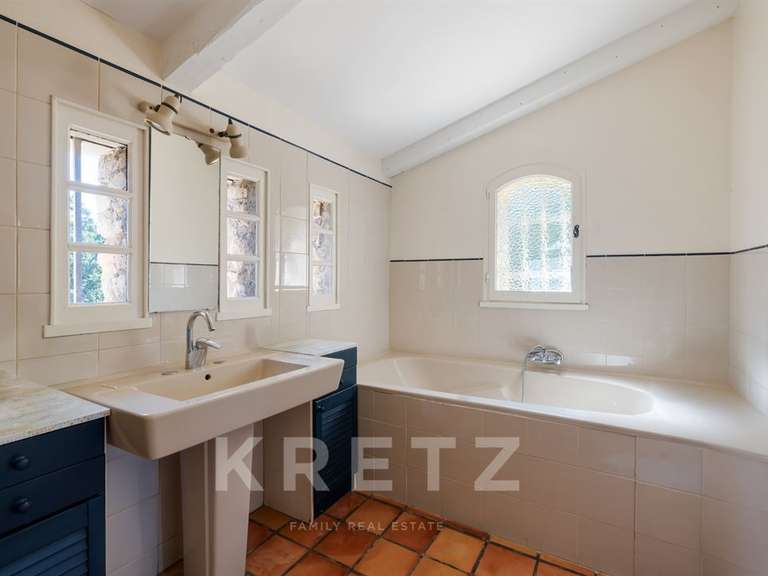 Maison Claviers - 9 chambres - 382m²
