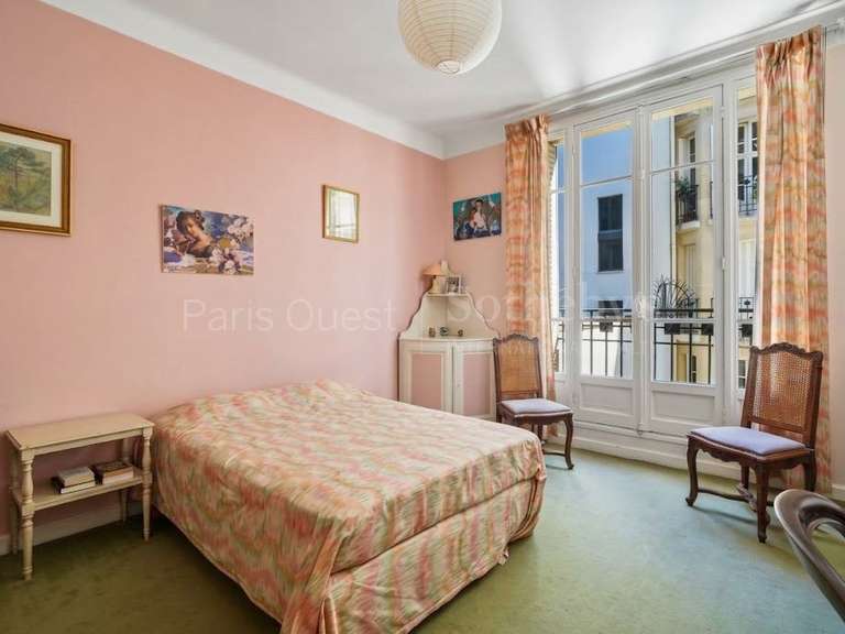 Appartement Paris 16e - 5 chambres - 270m²