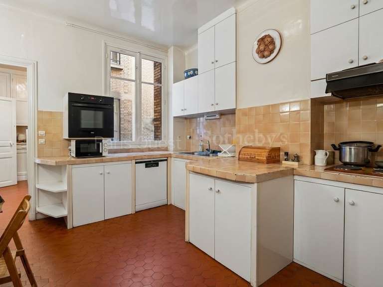 Appartement Paris 16e - 5 chambres - 270m²