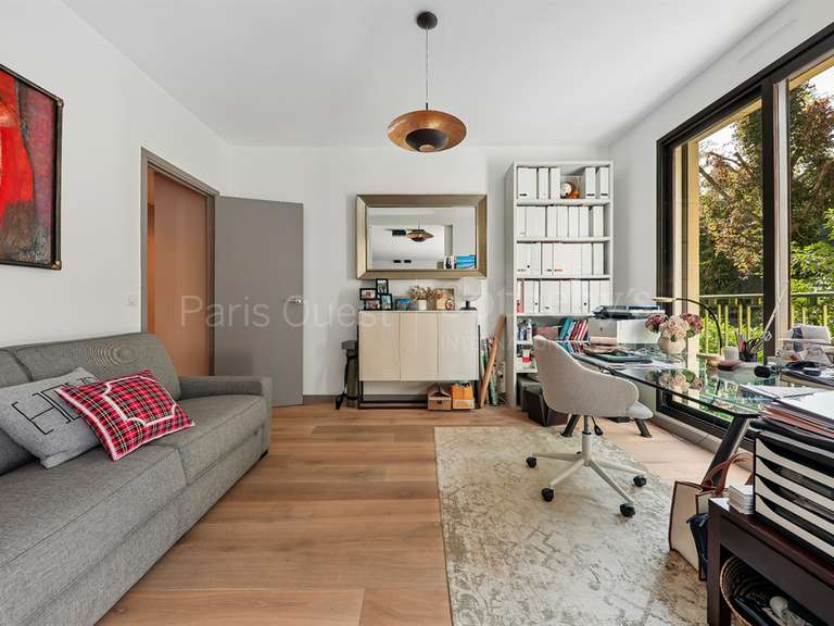 Appartement Paris 16e - 2 chambres - 130m²