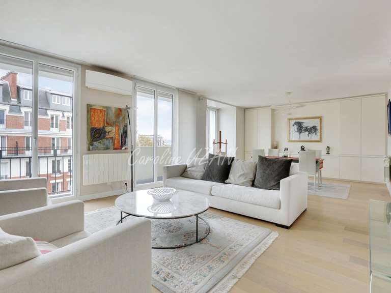 Apartment Paris 16e - 3 bedrooms - 174m²