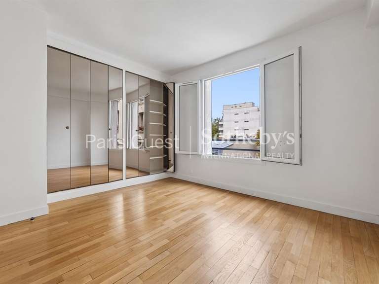 Appartement Paris 16e - 2 chambres - 95m²