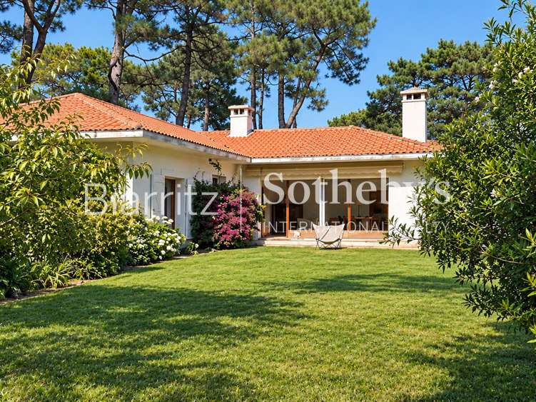 Maison Anglet - 3 chambres - 200m²