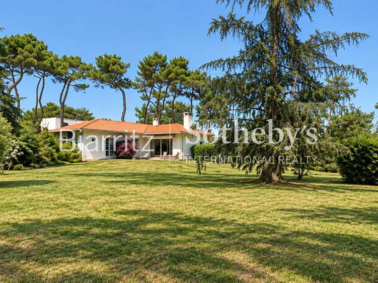 Maison Anglet - 3 chambres - 200m²