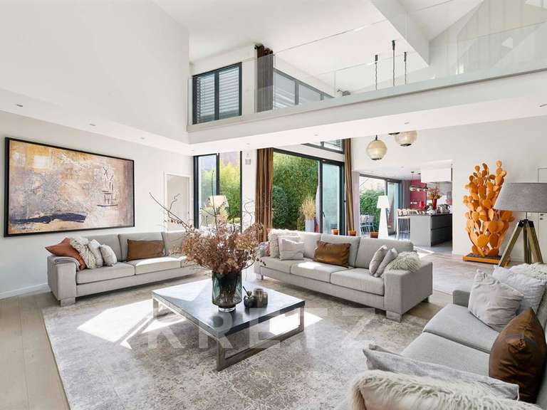 Maison Colombes - 5 chambres - 293m²