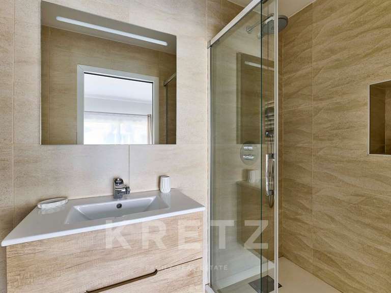 Maison Colombes - 5 chambres - 293m²