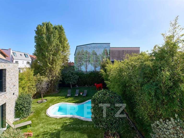 Maison Colombes - 5 chambres - 293m²