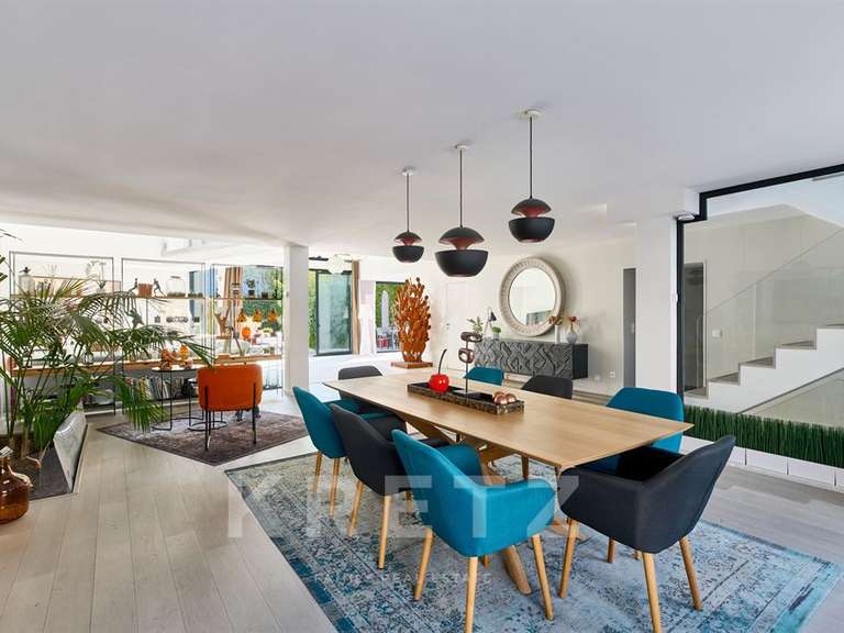 Maison Colombes - 5 chambres - 293m²