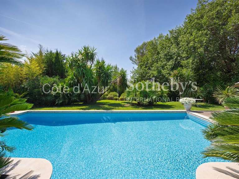 Maison Mougins - 6 chambres - 214m²