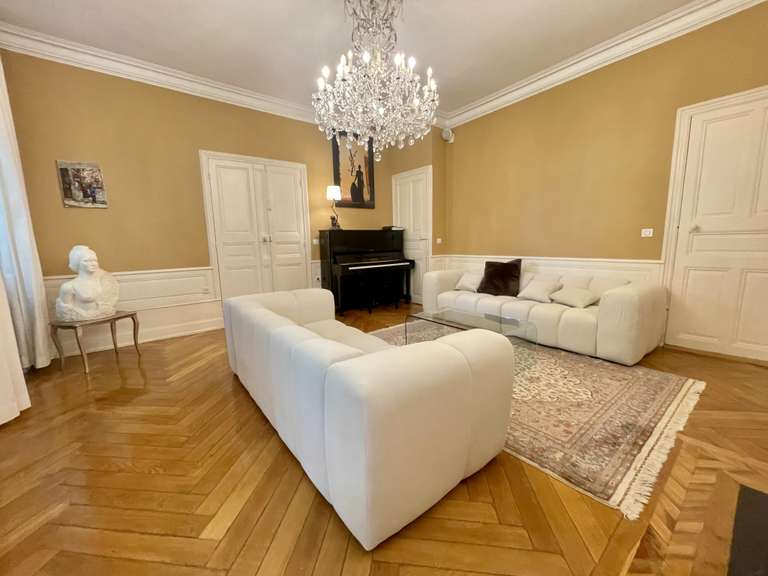 Hôtel particulier Valence - 8 chambres - 850m²