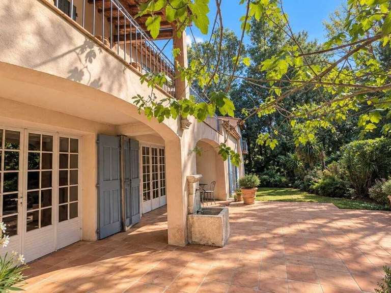 Villa Aix-en-Provence - 6 bedrooms - 229m²
