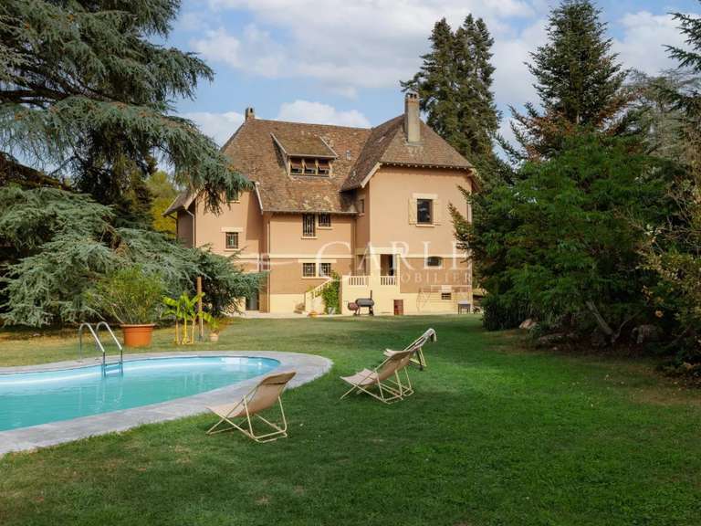 Manoir Saint-Jean-de-Niost - 6 chambres - 400m²