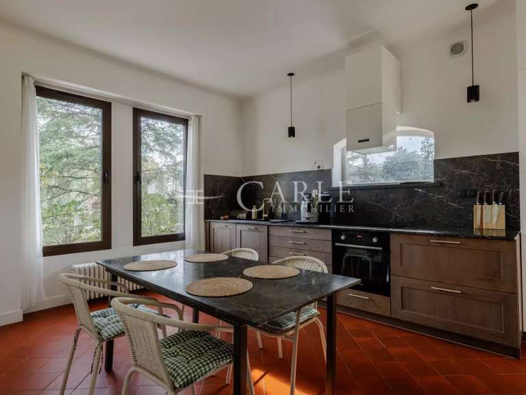Manoir Saint-Jean-de-Niost - 6 chambres - 400m²