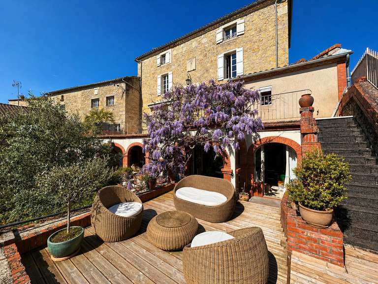 Maison Prayssas - 6 chambres - 320m²