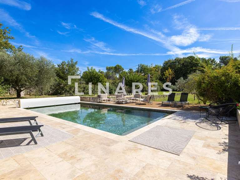 Maison Saint-Cannat - 5 chambres - 220m²