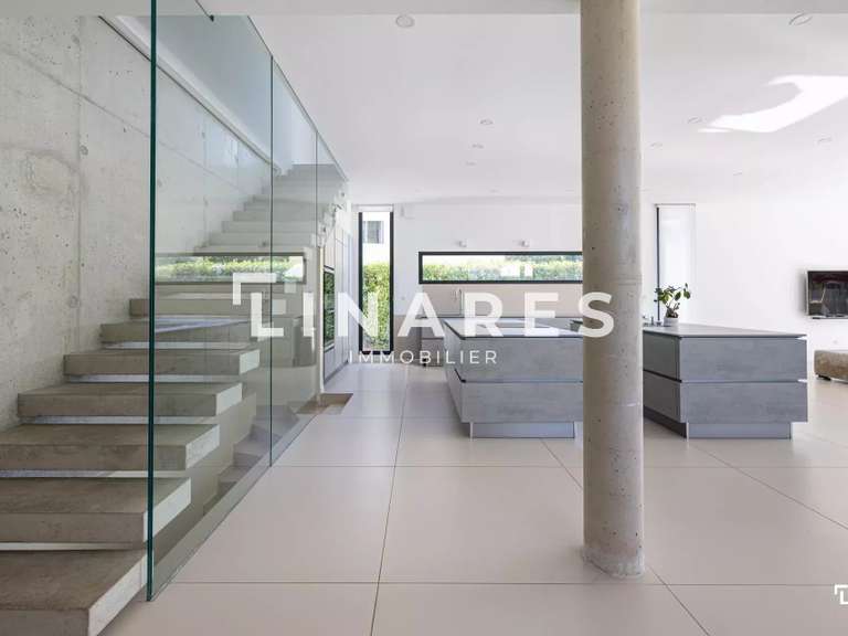 Maison Gémenos - 4 chambres - 310m²