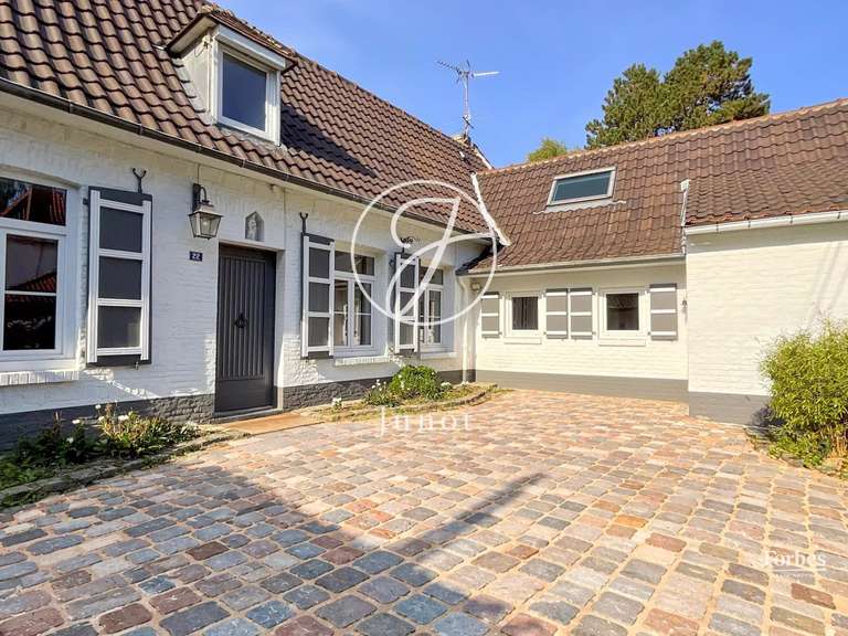 Maison Sailly-lez-Lannoy - 5 chambres - 175m²