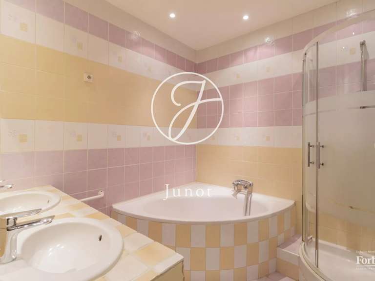 Appartement Paris 17e - 3 chambres - 125m²