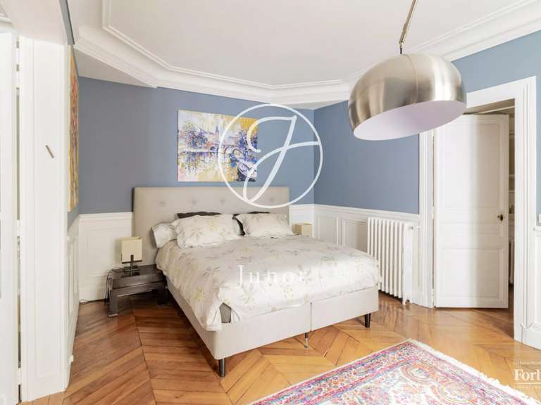 Appartement Paris 17e - 3 chambres - 125m²