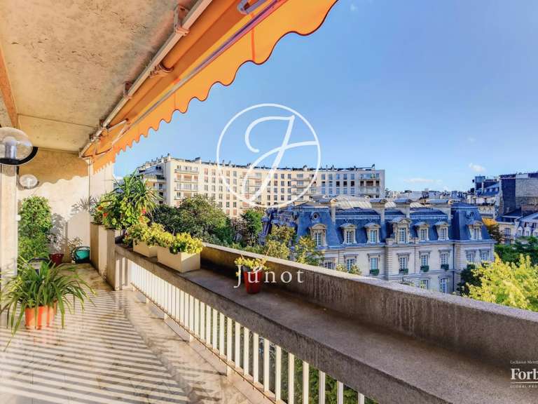 Appartement Paris 16e - 3 chambres - 158m²