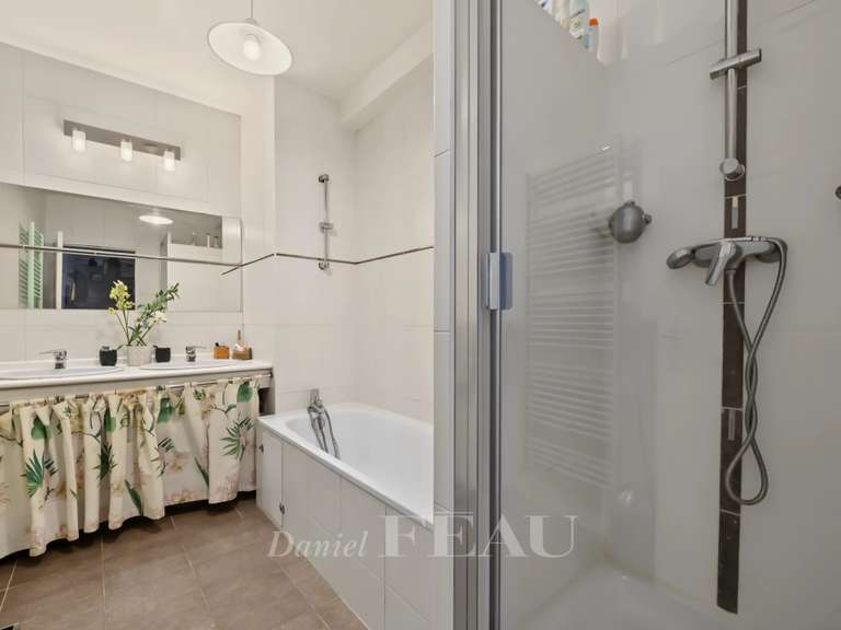 Appartement Versailles - 5 chambres - 146m²