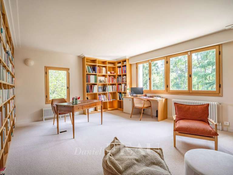 House Montfort-l'Amaury - 5 bedrooms - 500m²