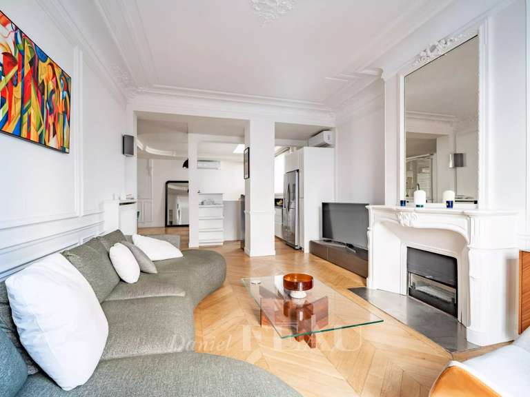 Apartment Paris 6e - 3 bedrooms - 147m²