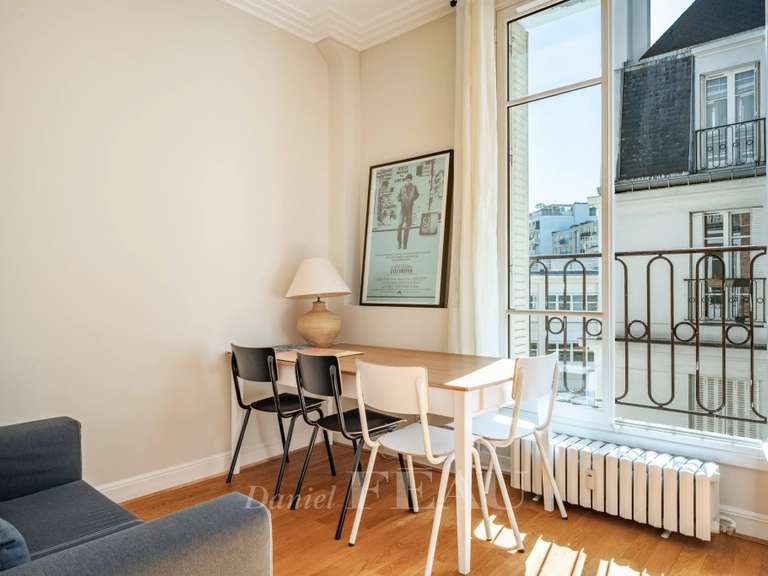 Apartment Paris 16e - 4 bedrooms - 176m²