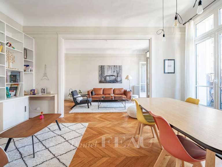 Apartment Paris 16e - 4 bedrooms - 176m²