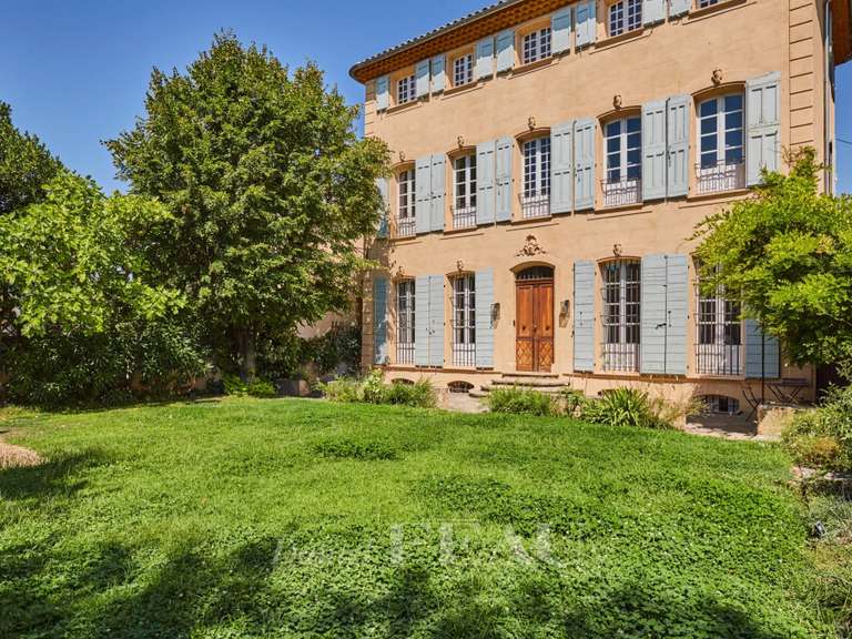Maison Aix-en-Provence - 6 chambres - 400m²