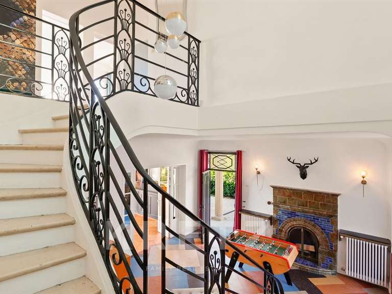 Maison Saint-Germain-en-Laye - 9 chambres - 565m²