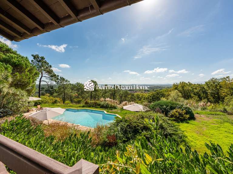 Maison Saint-Martin-de-Seignanx - 8 chambres - 703m²