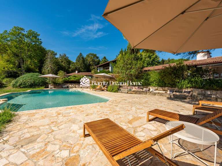 Maison Saint-Martin-de-Seignanx - 8 chambres - 703m²
