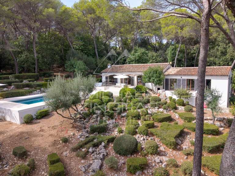 Villa La Colle-sur-Loup - 3 chambres - 160m²