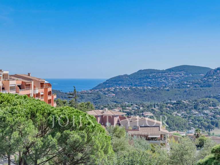 Appartement avec Vue sur mer Mandelieu-la-Napoule - 3 chambres - 100m²