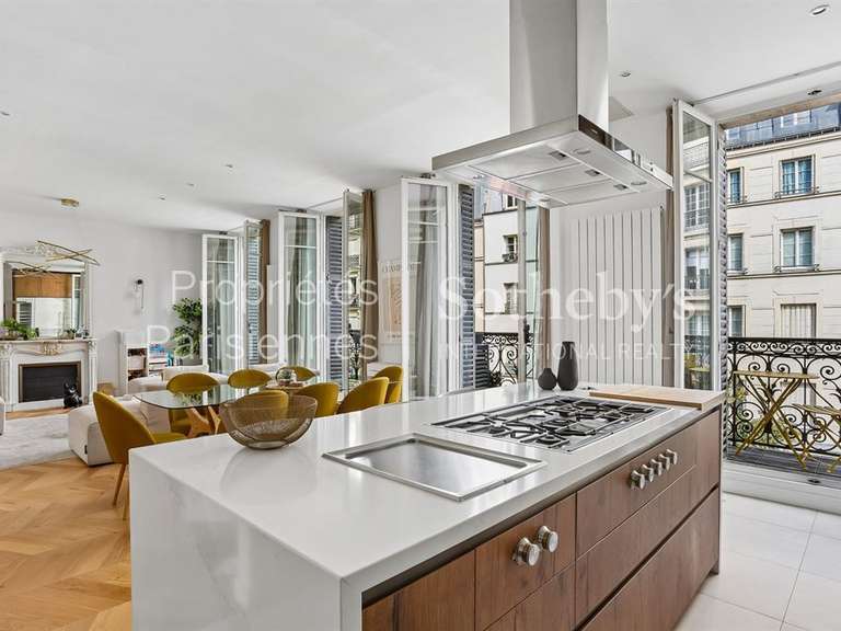 Apartment Paris 1er - 132m²