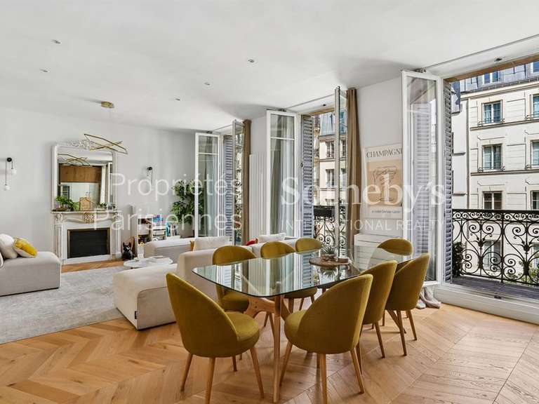 Apartment Paris 1er - 132m²
