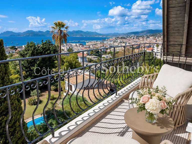 Apartment with Sea view Cannes - 2 bedrooms - 110m²