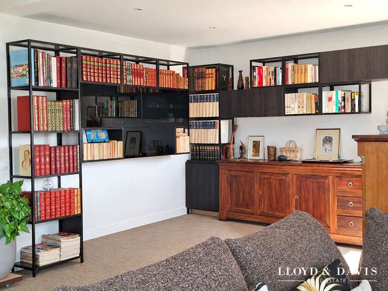 Appartement Suresnes - 5 chambres - 163m²