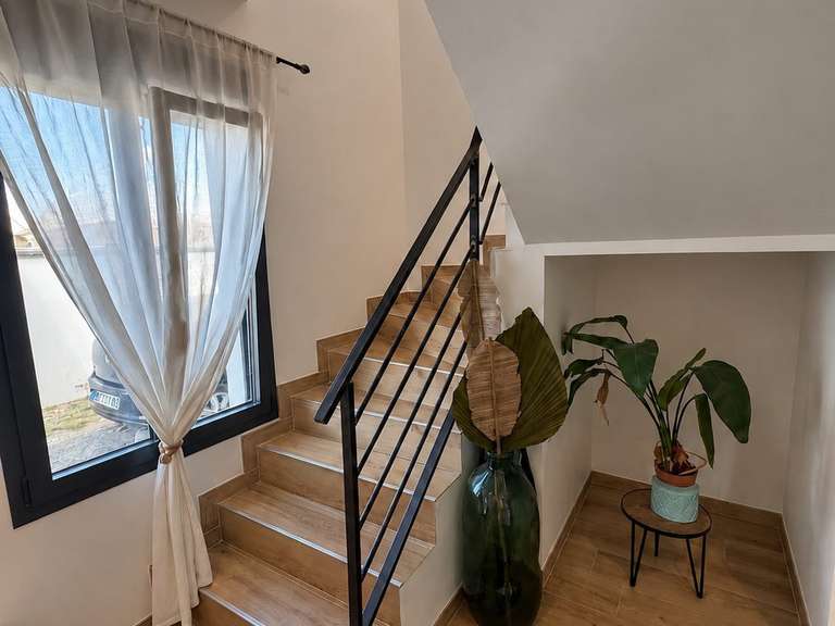 Maison Saint-Martin-Longueau - 5 chambres - 201m²