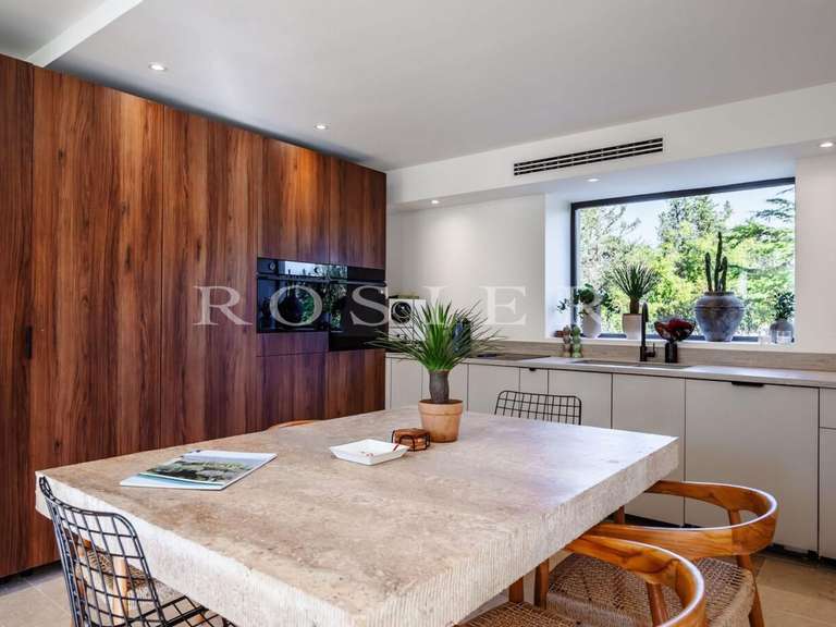 Villa Pernes-les-Fontaines - 6 chambres - 389m²