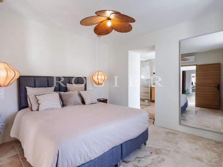 Villa Pernes-les-Fontaines - 6 chambres - 389m²