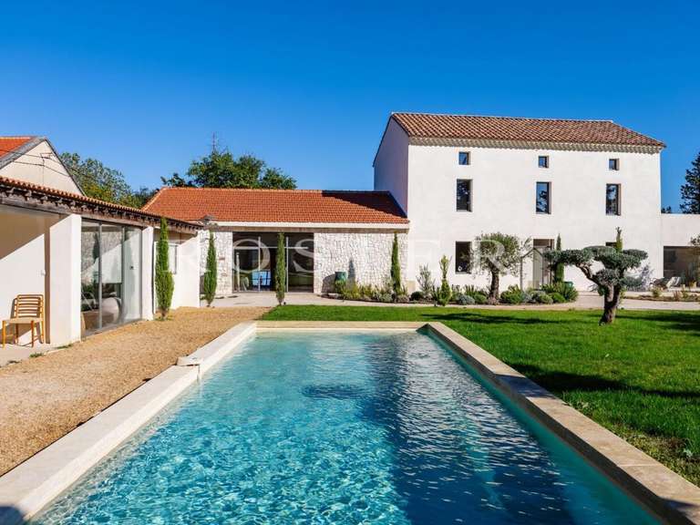 Villa Pernes-les-Fontaines - 6 chambres - 389m²