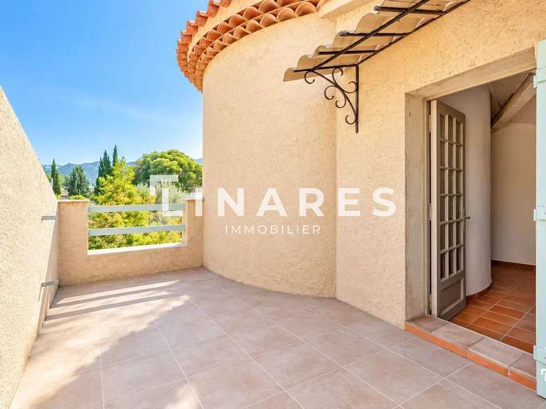 Maison Marseille 12e - 4 chambres - 350m²