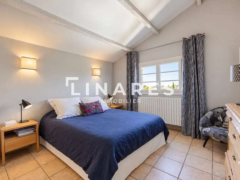 Maison Bouc-Bel-Air - 4 chambres - 161m²