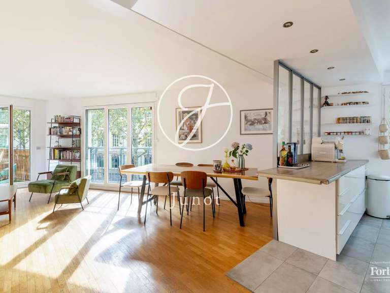 Apartment Paris 18e - 3 bedrooms - 91m²