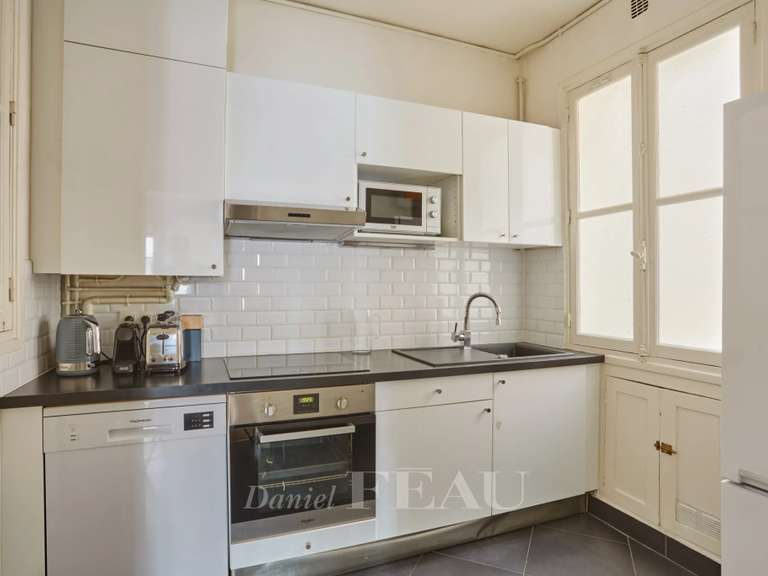 Appartement Paris 16e - 2 chambres - 63m²