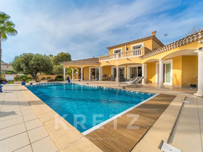 Maison Agde - 4 chambres - 158m²